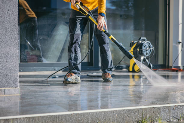Professional  Pressure Washing Services in Belleville, IL